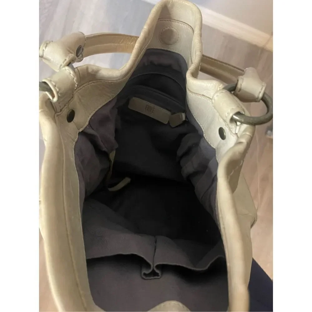 Frye Melissa Hobo Bag in Parchment